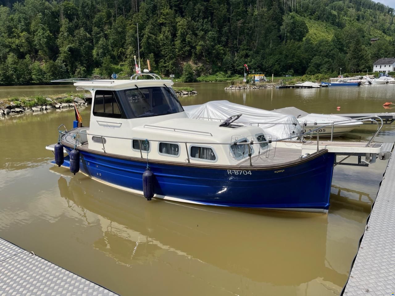 Majoni 40