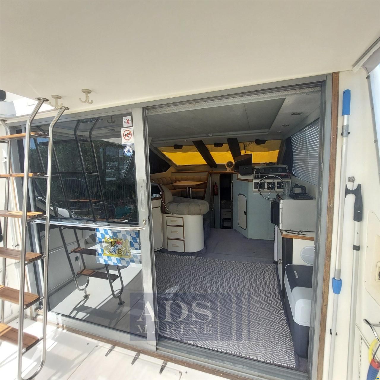 Sea Ray 340 Fly