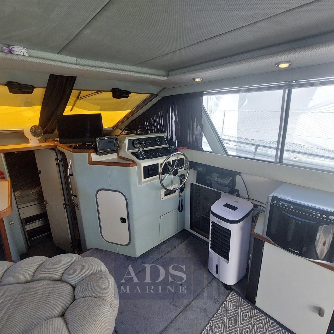 Sea Ray 340 Fly