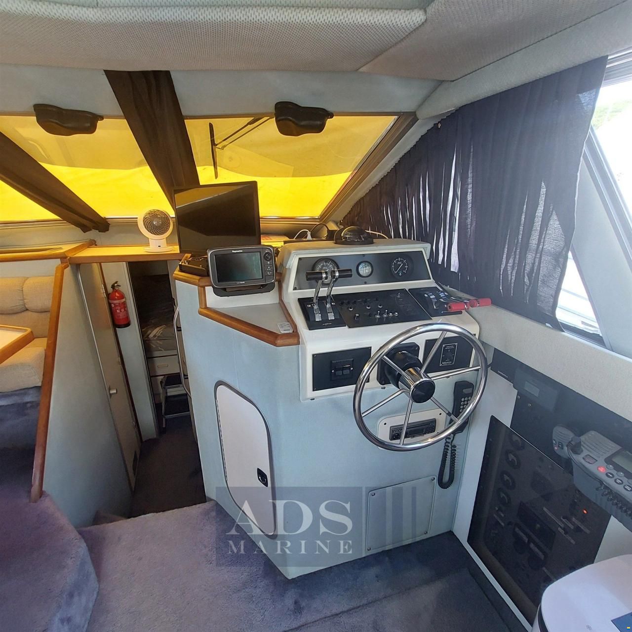 Sea Ray 340 Fly