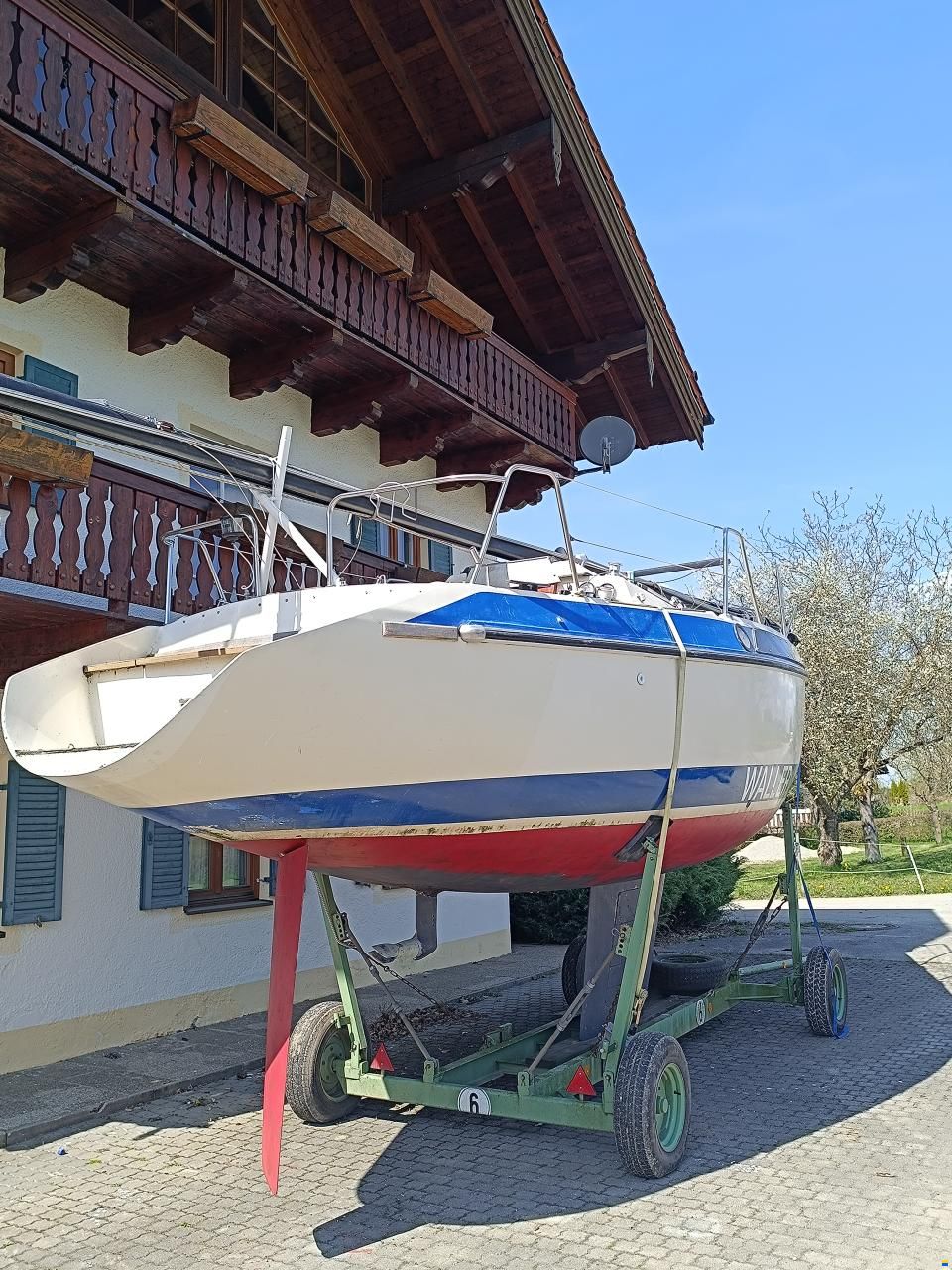 Bavaria 770