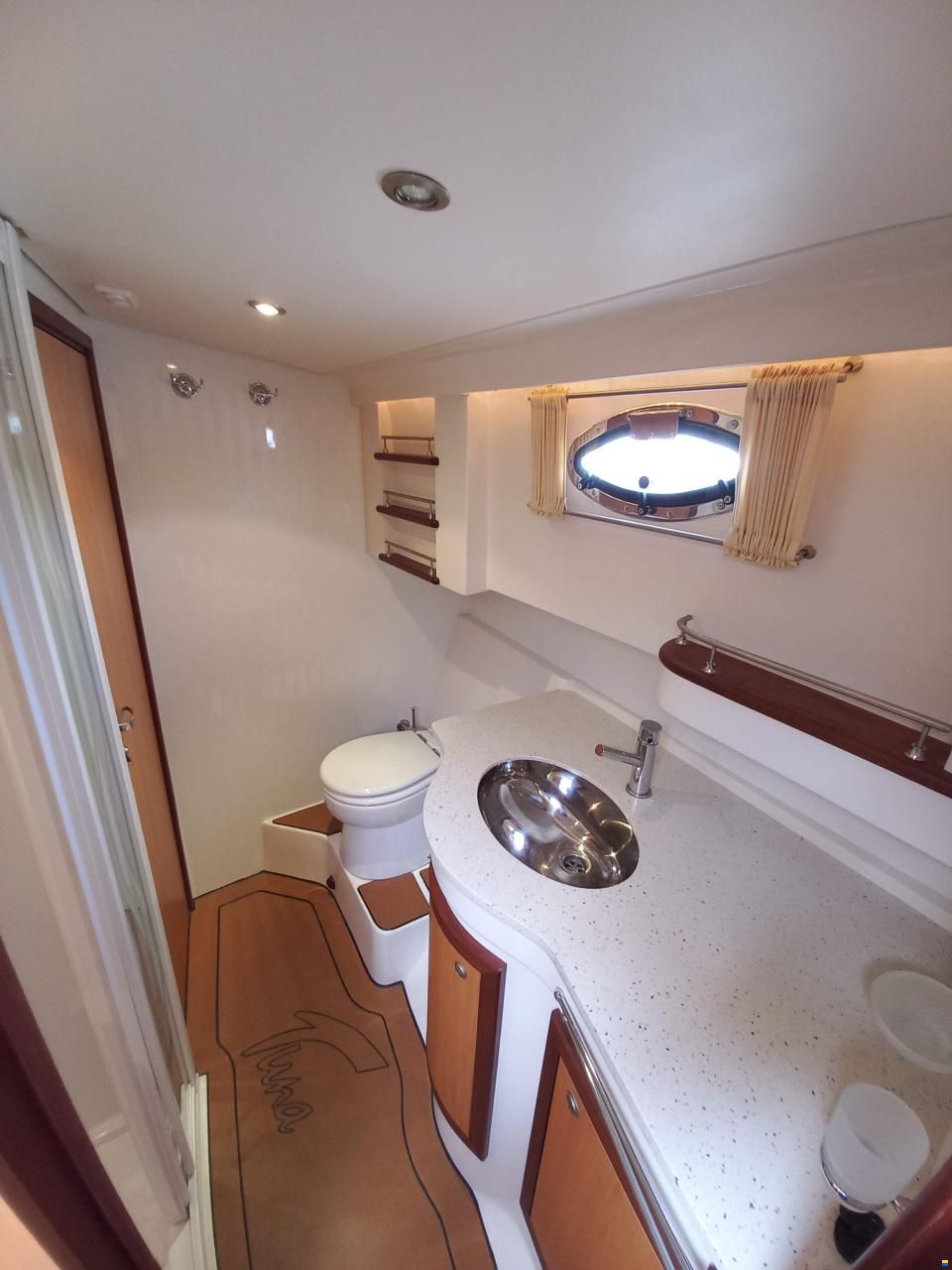 Tuna 40 Sportivo