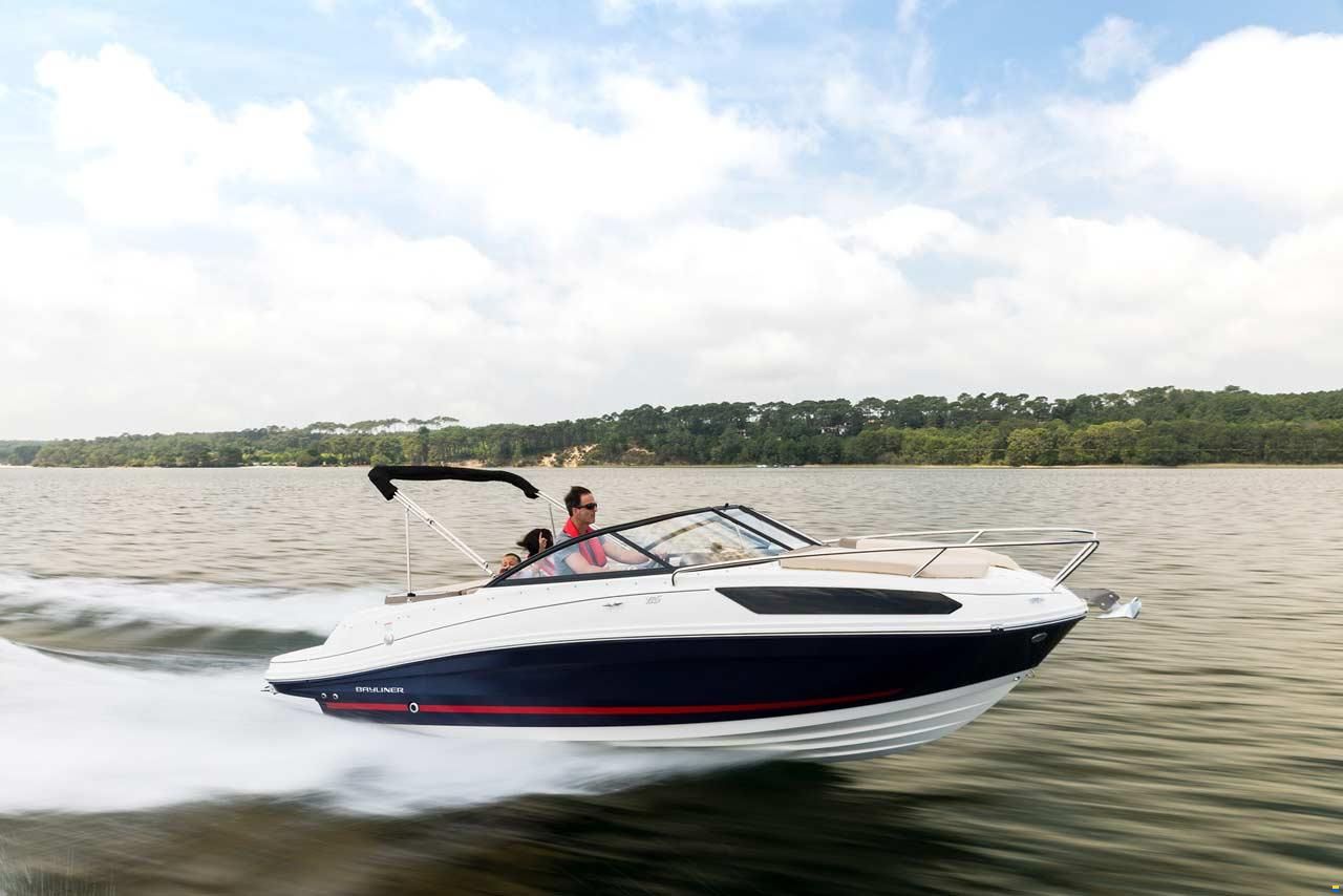 Bayliner VR5 CU