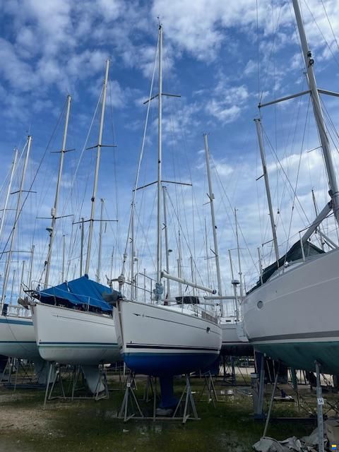 Jeanneau Sun Odyssey 37 Legend