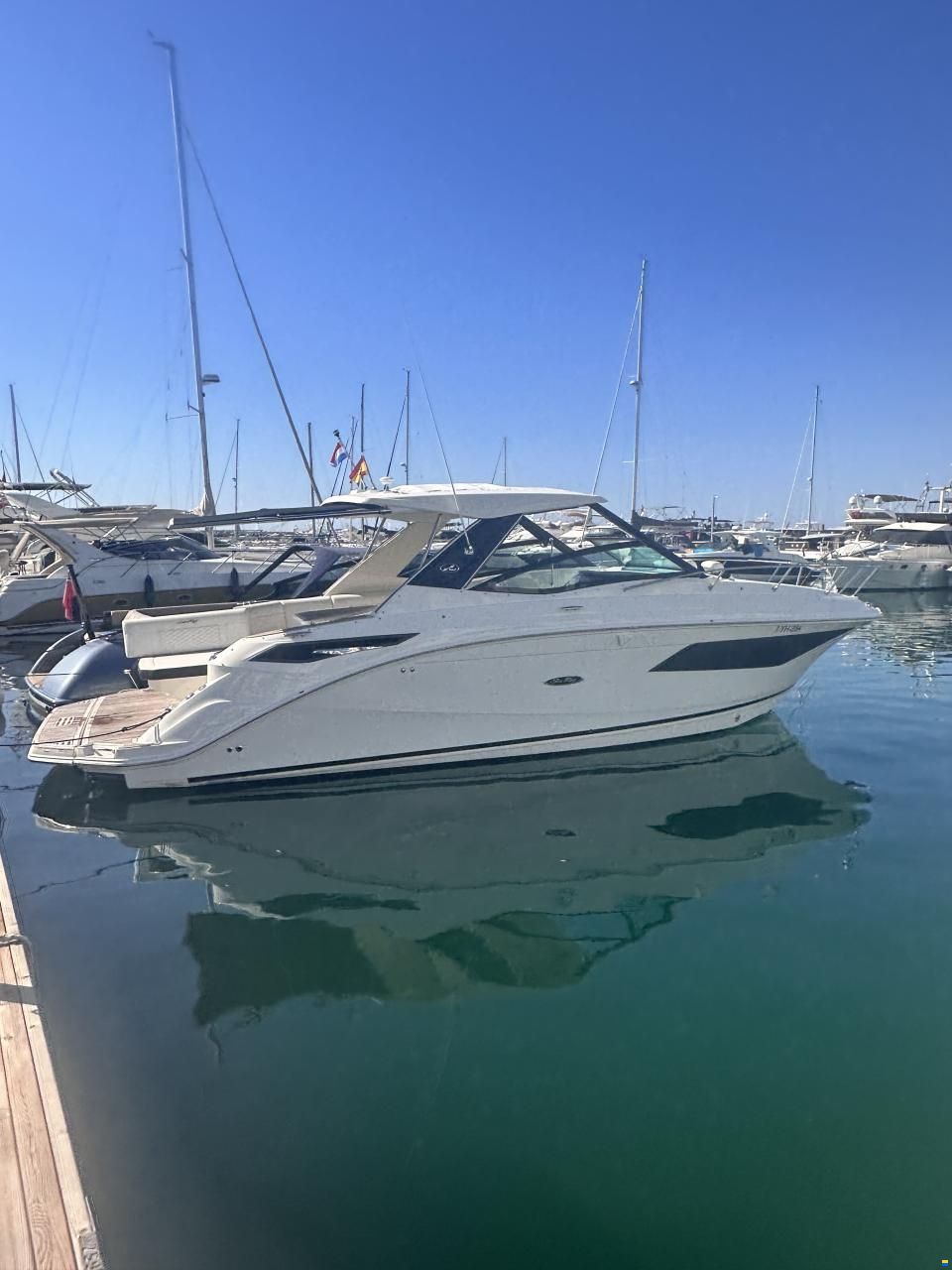 Sea Ray 320 Sundancer