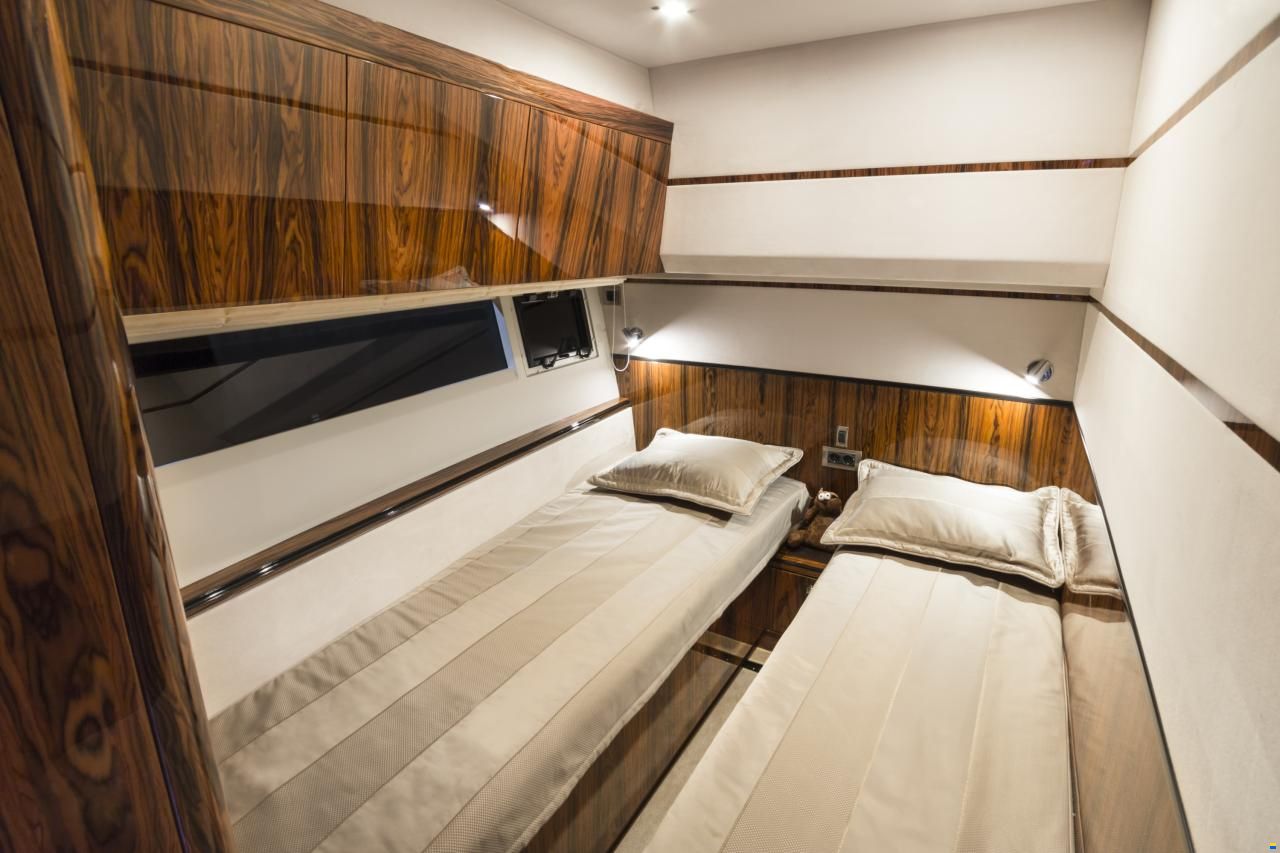 Galeon 550 Fly