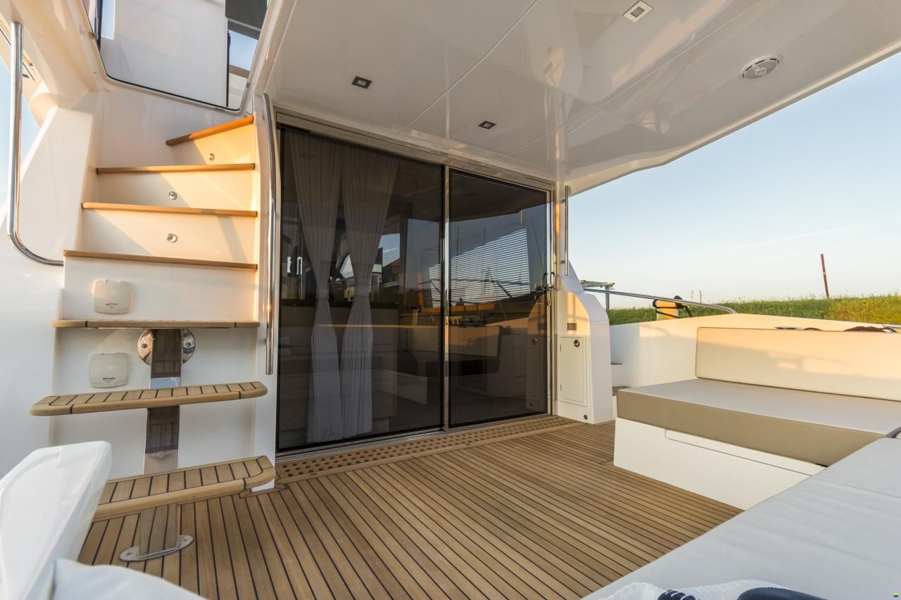 Galeon 550 Fly