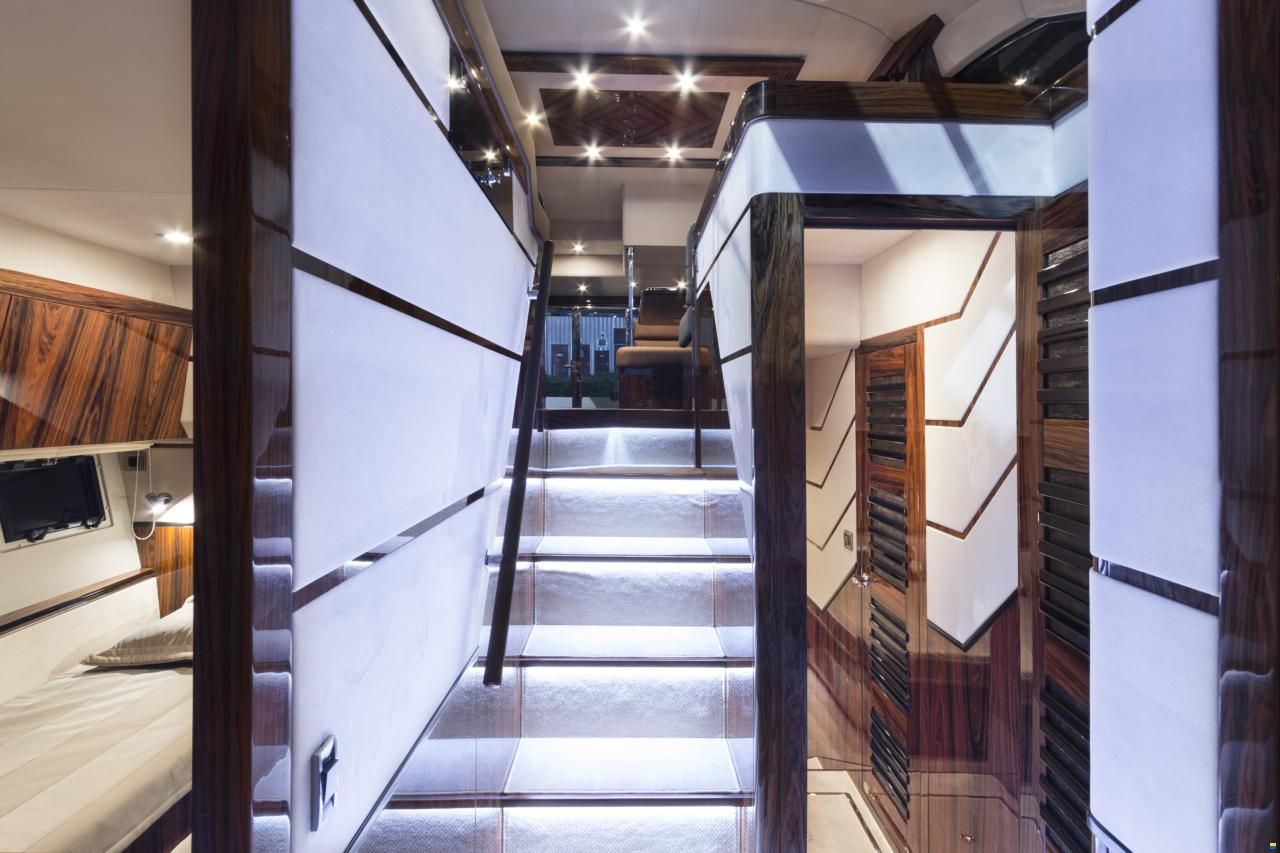 Galeon 550 Fly