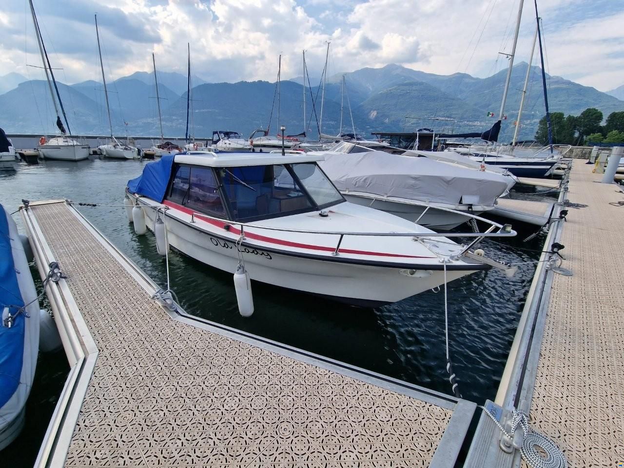 Schweizer Bateaux Saphir 700 Cabin
