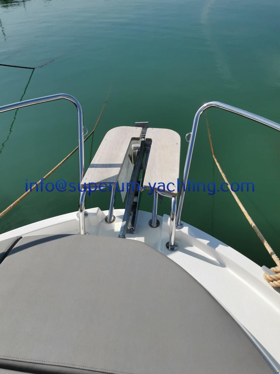 Beneteau Antares 8