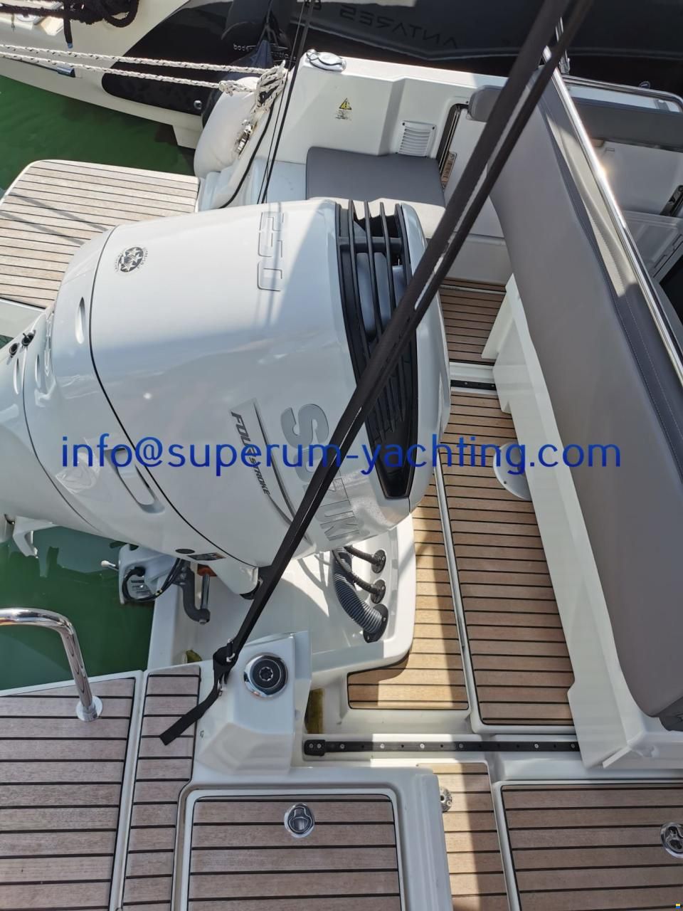 Beneteau Antares 8