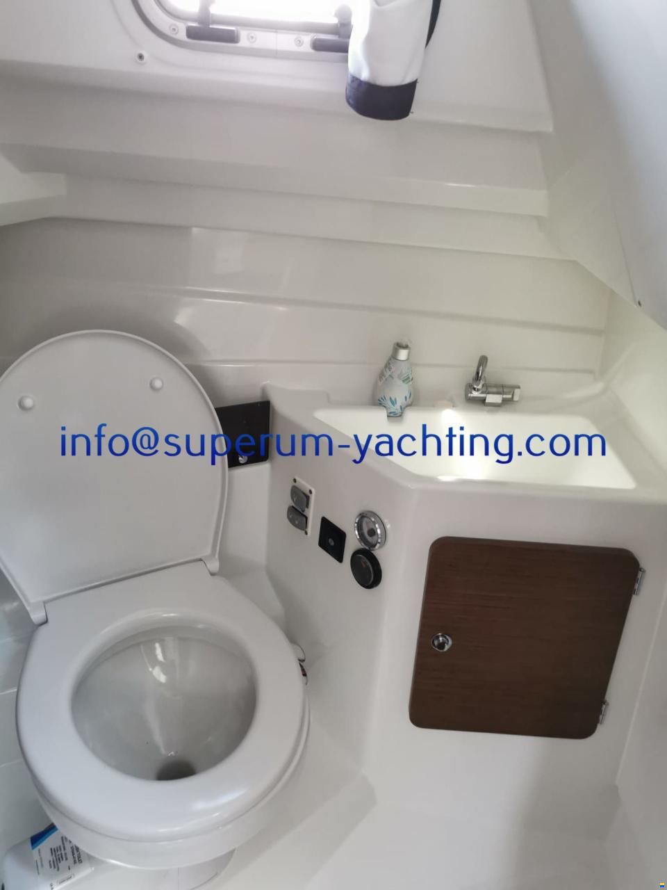Beneteau Antares 8