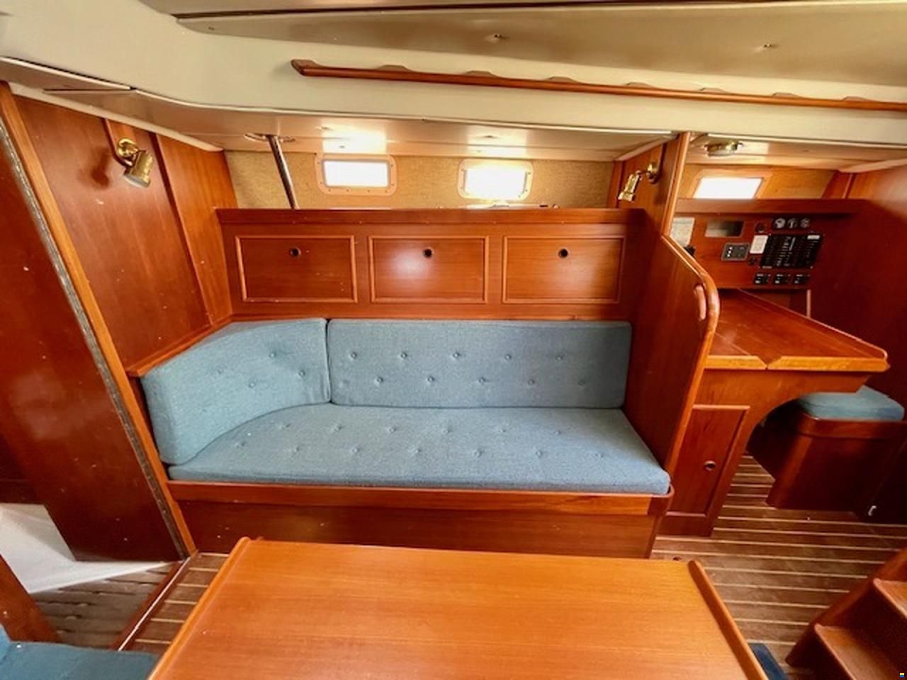 Contest 38 S Ketch