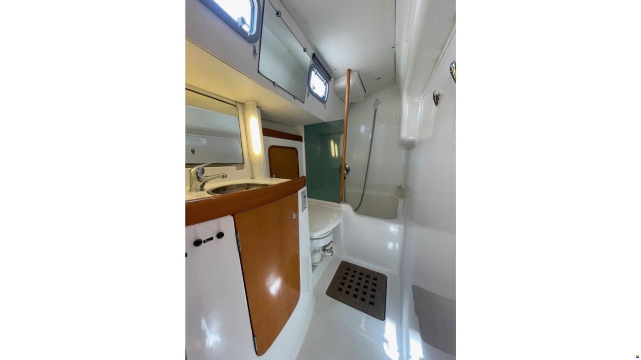 Beneteau Oceanis 44 CC