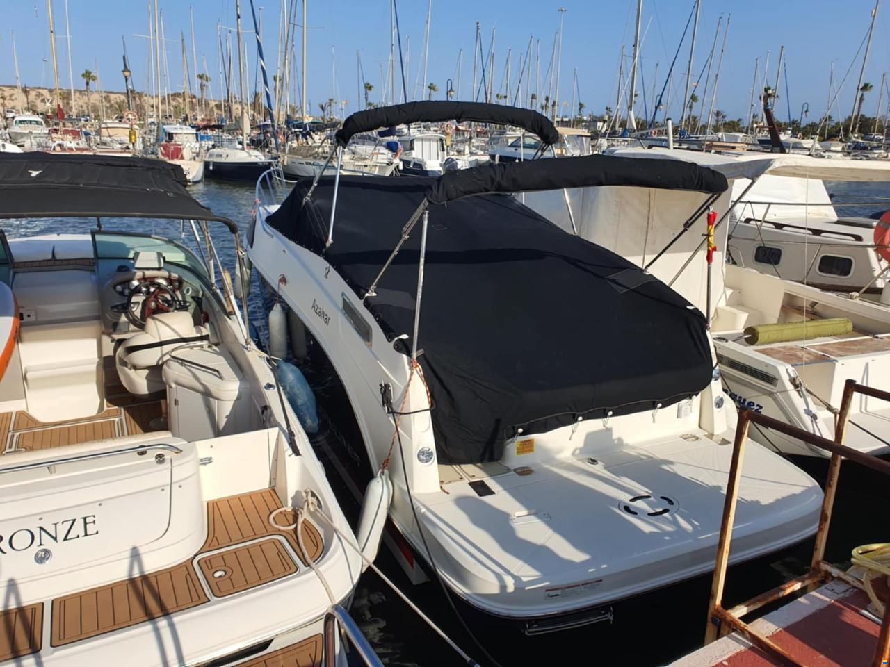 Bayliner 855