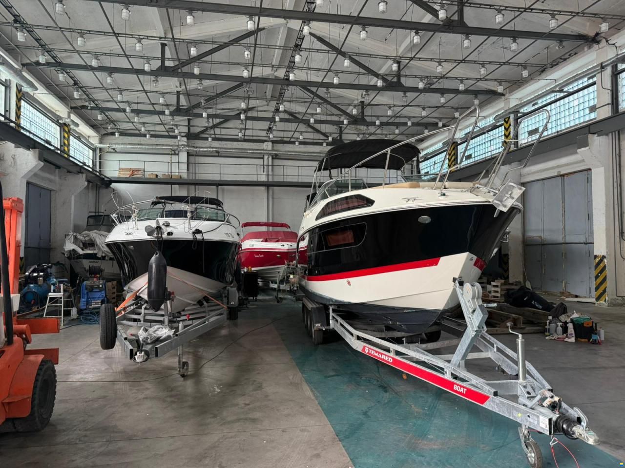 Bayliner 855
