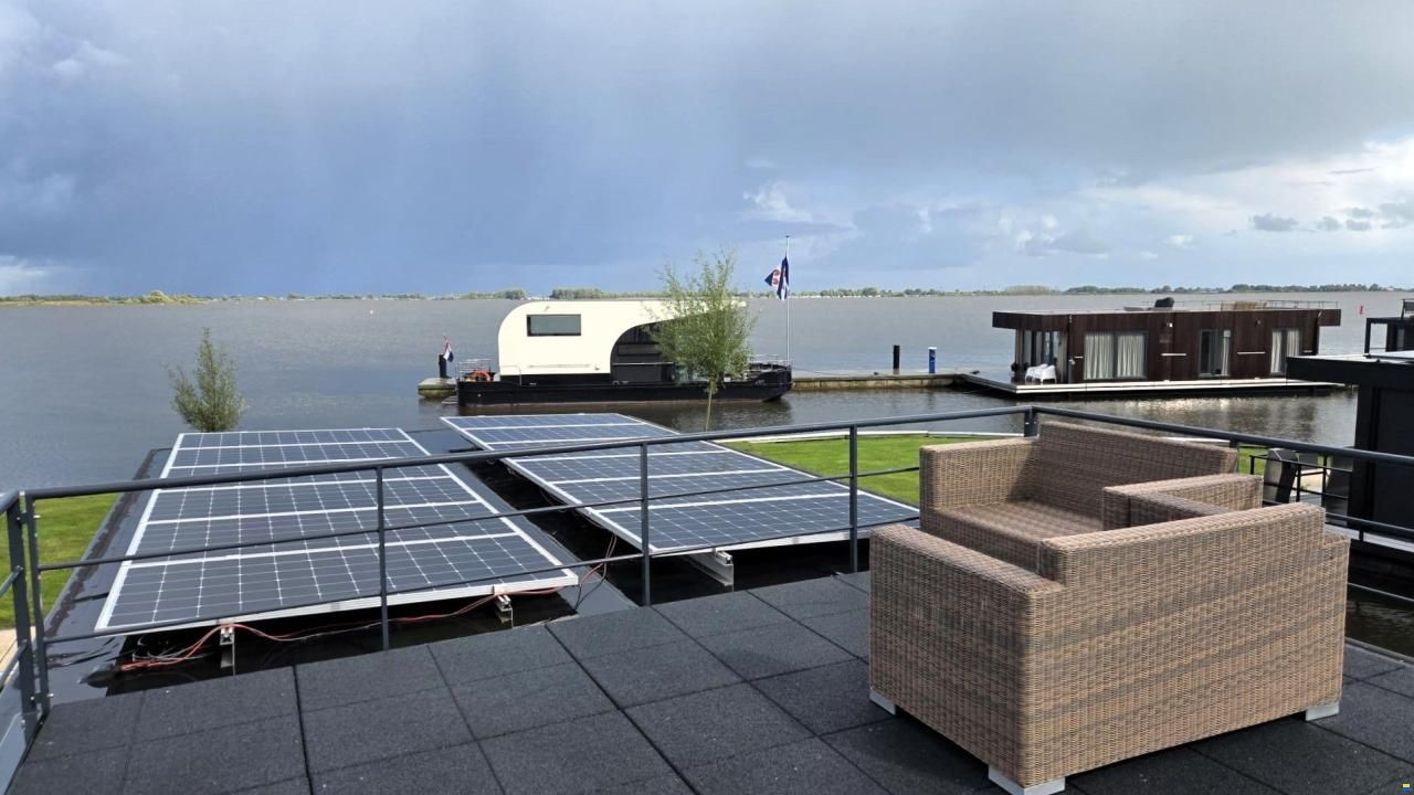 Koopligplaats Sneekermeer Met Apart Te K