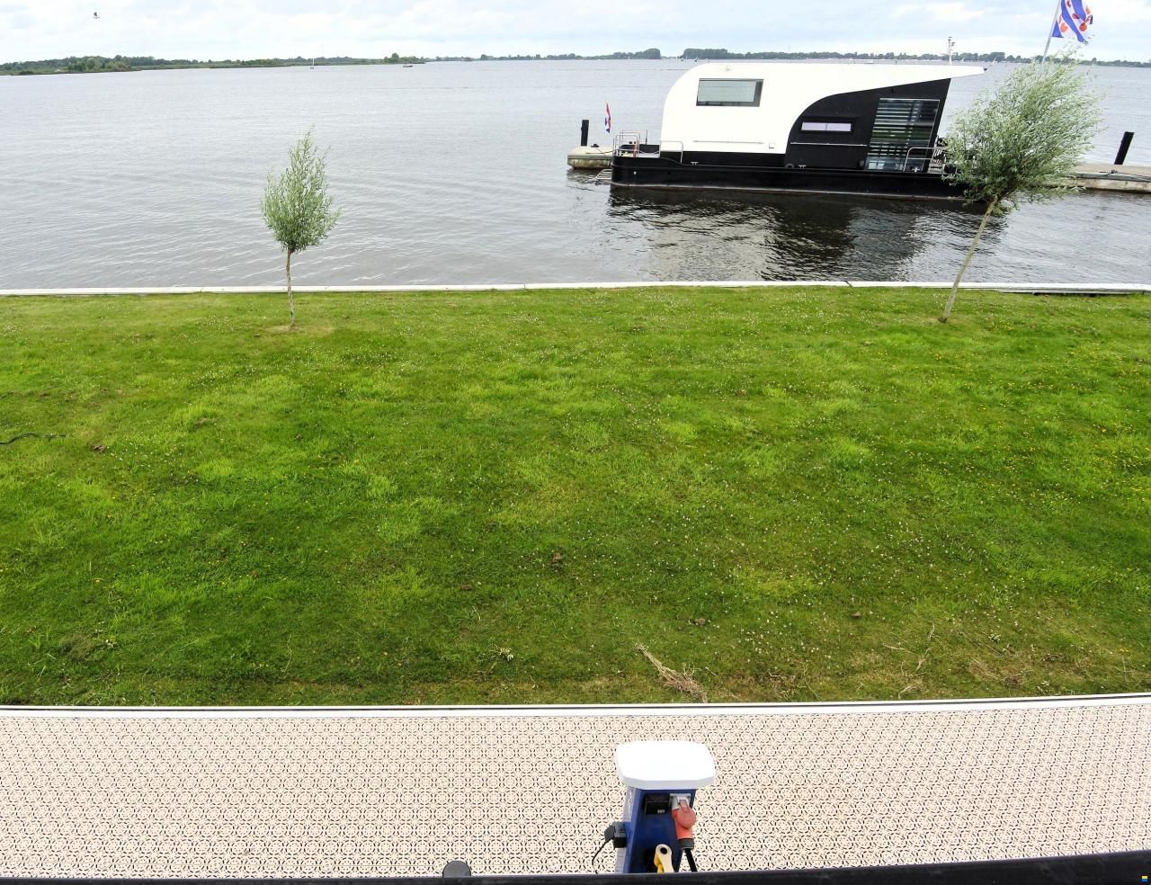 Koopligplaats Sneekermeer Met Apart Te K