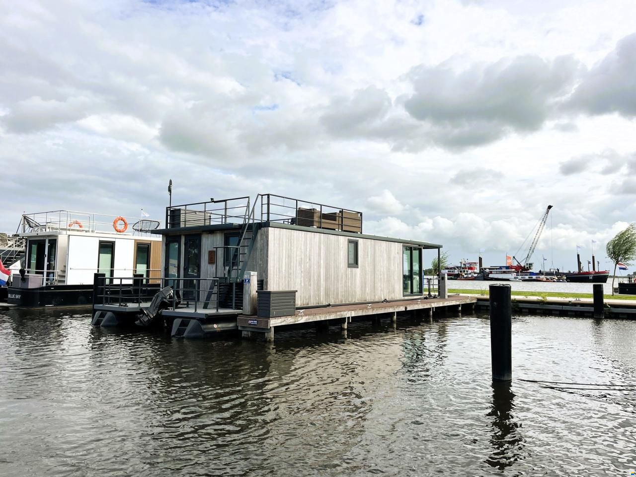 Koopligplaats Sneekermeer Met Apart Te K