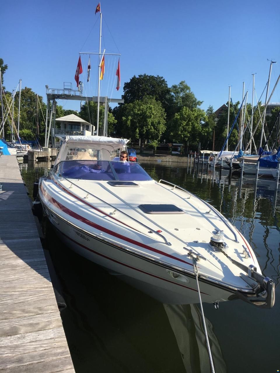 Sunseeker Tomahawk