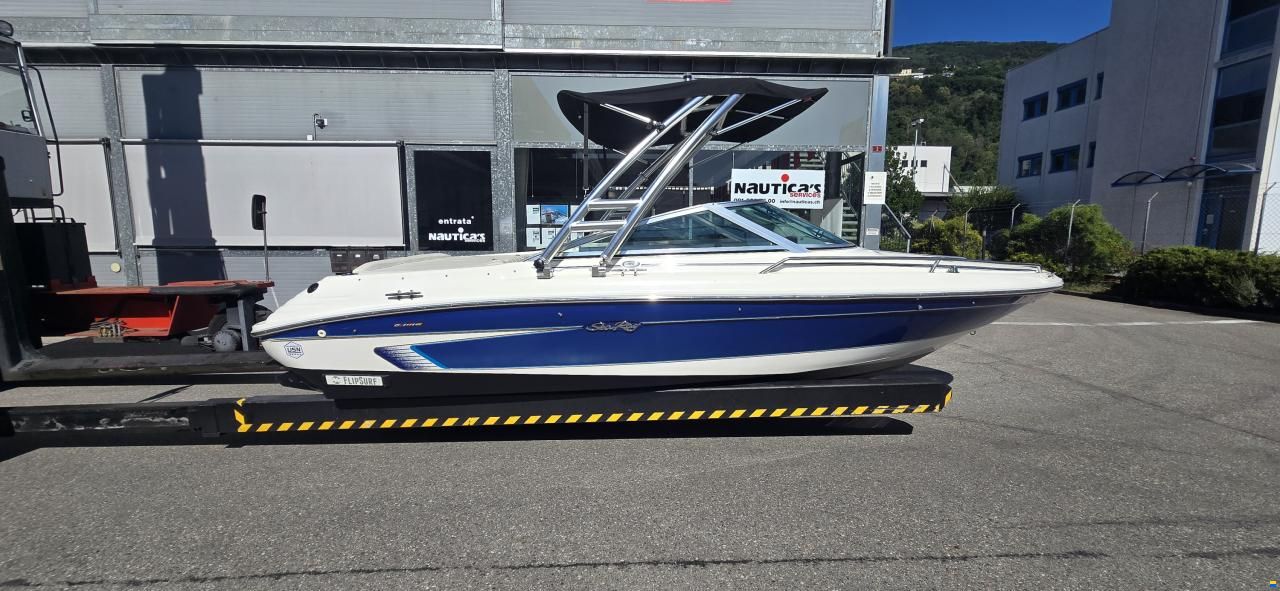Sea Ray 180 CB