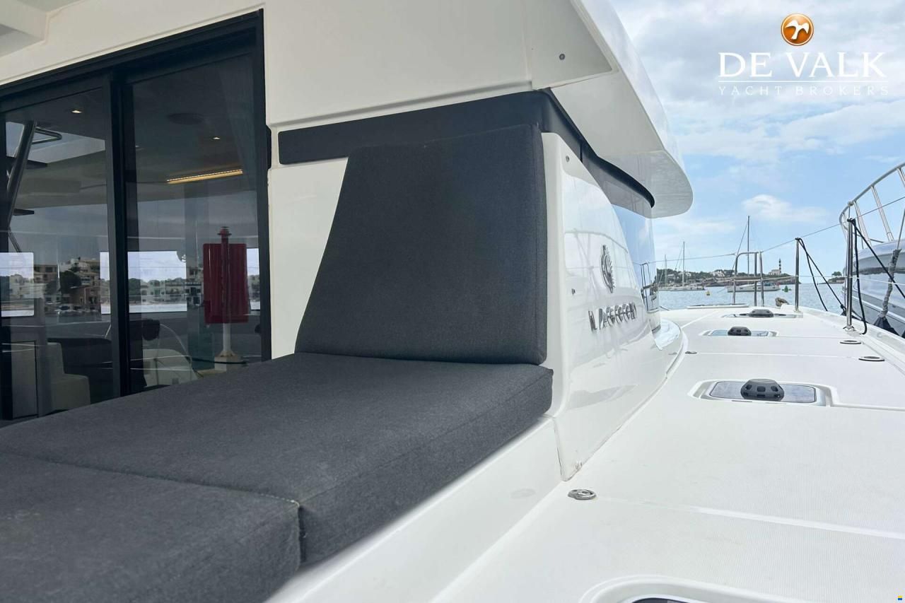Lagoon 42