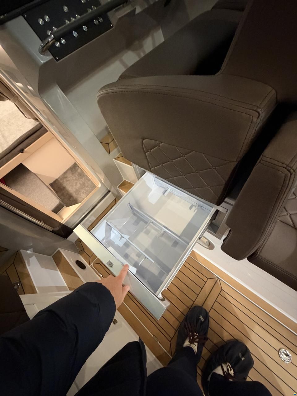 Aquador 300 Hard Top