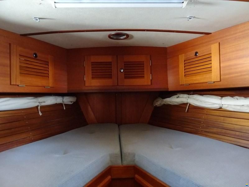 Hallberg-Rassy 49