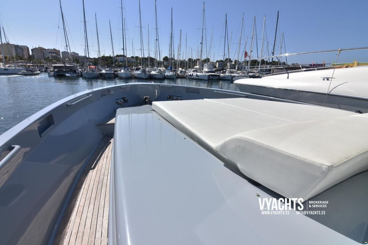 Custom Built Motor Yacht Center Console