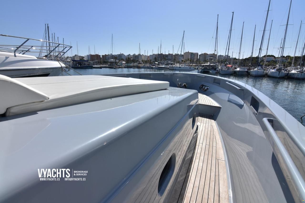 Custom Built Motor Yacht Center Console