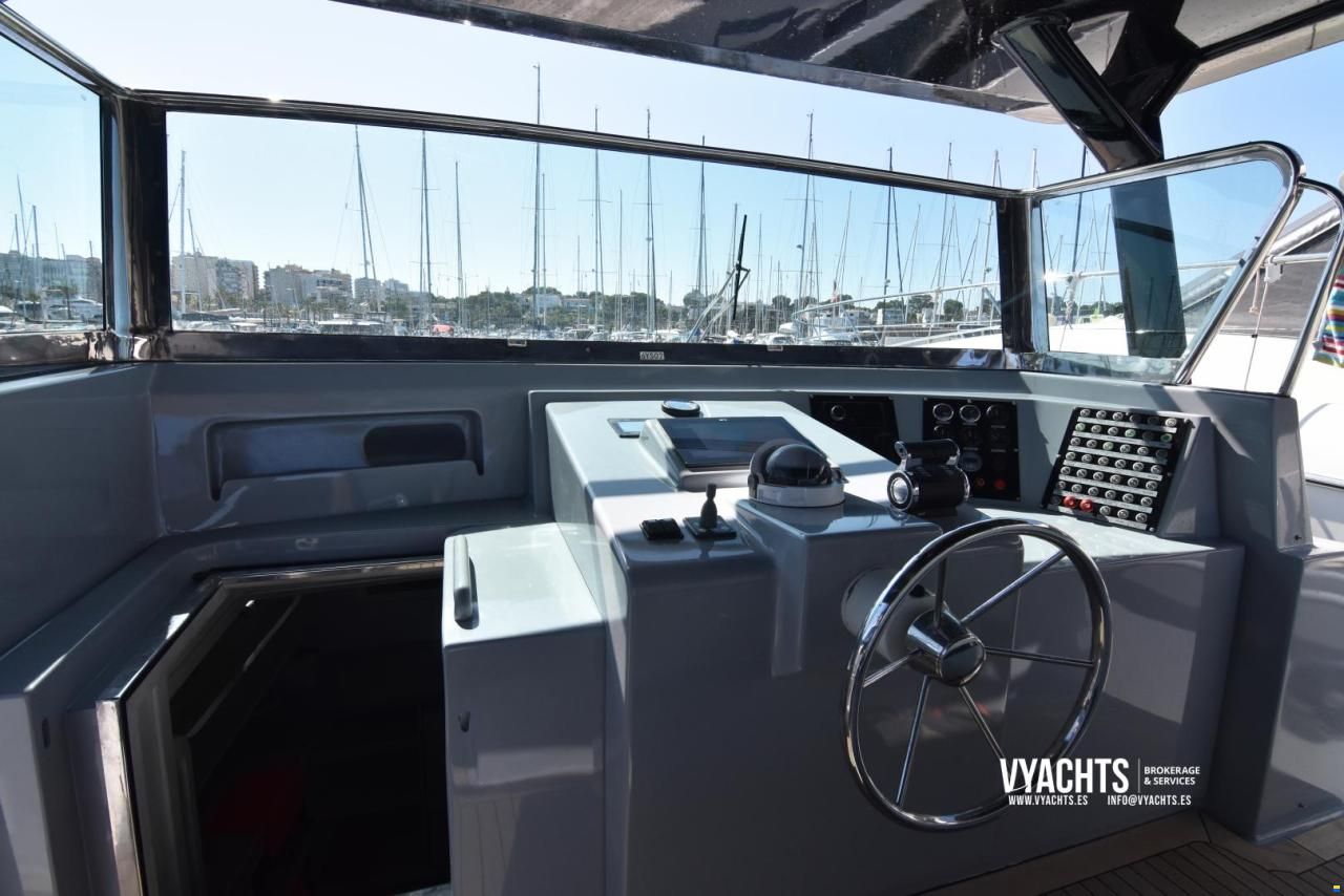Custom Built Motor Yacht Center Console