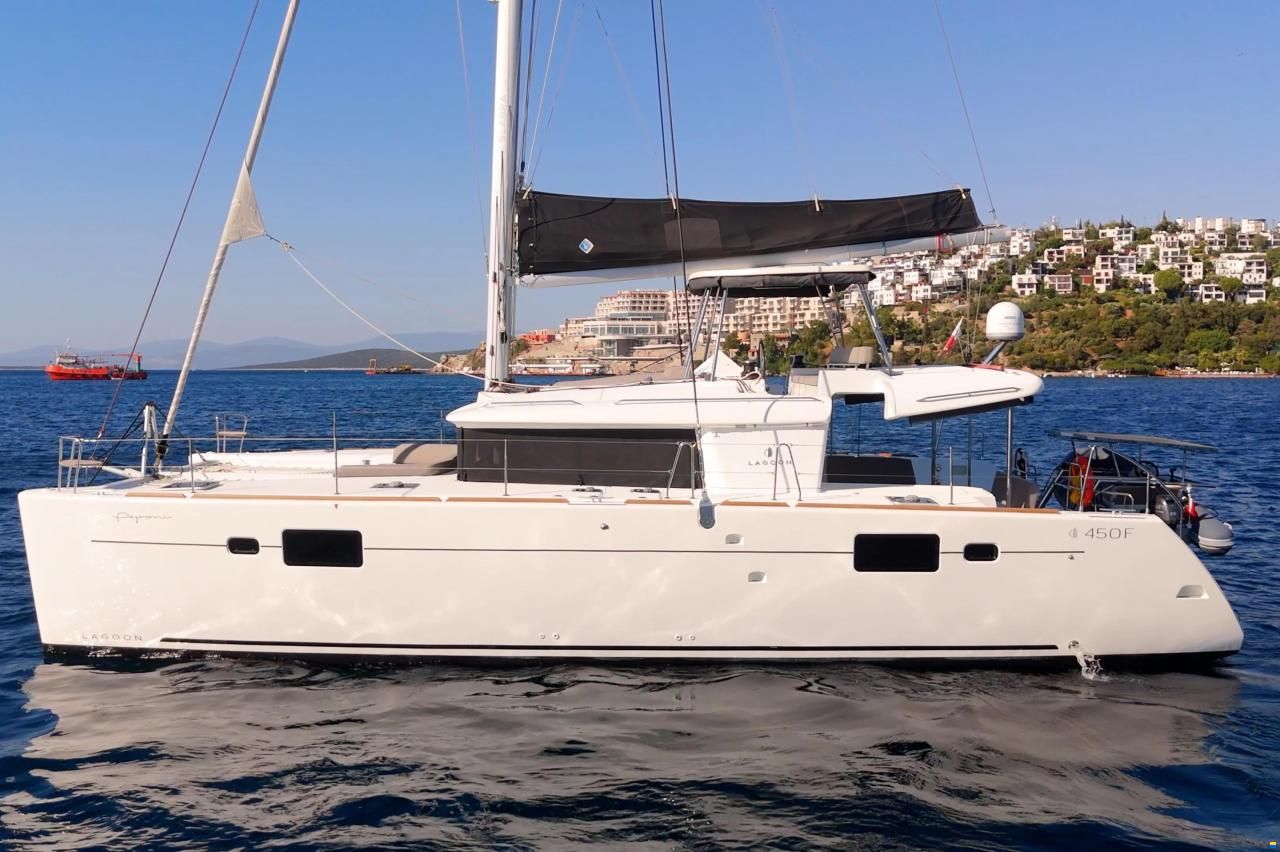 Lagoon 450F