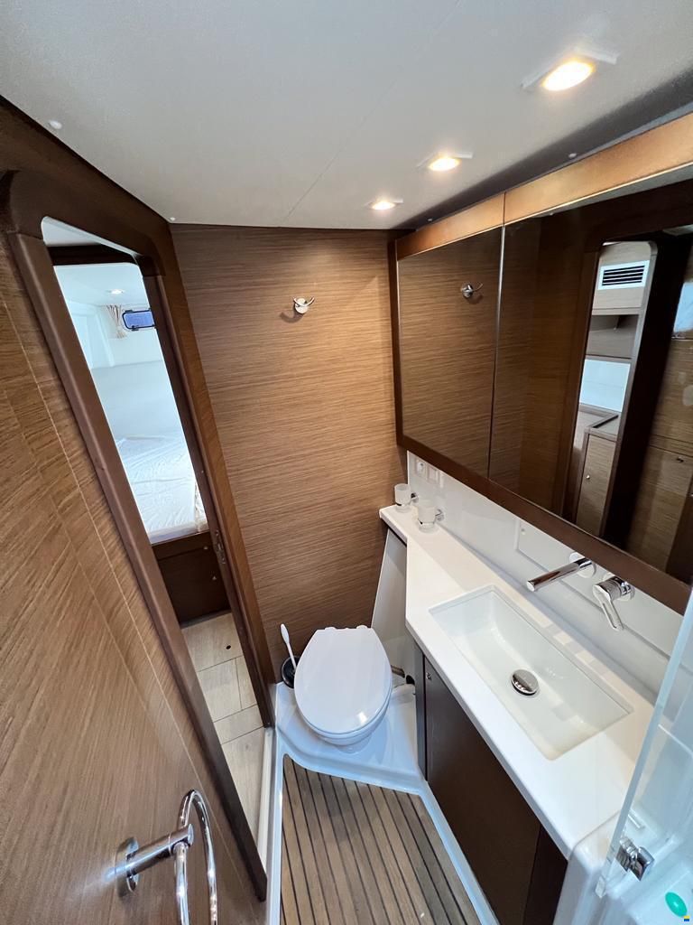 Lagoon 450F
