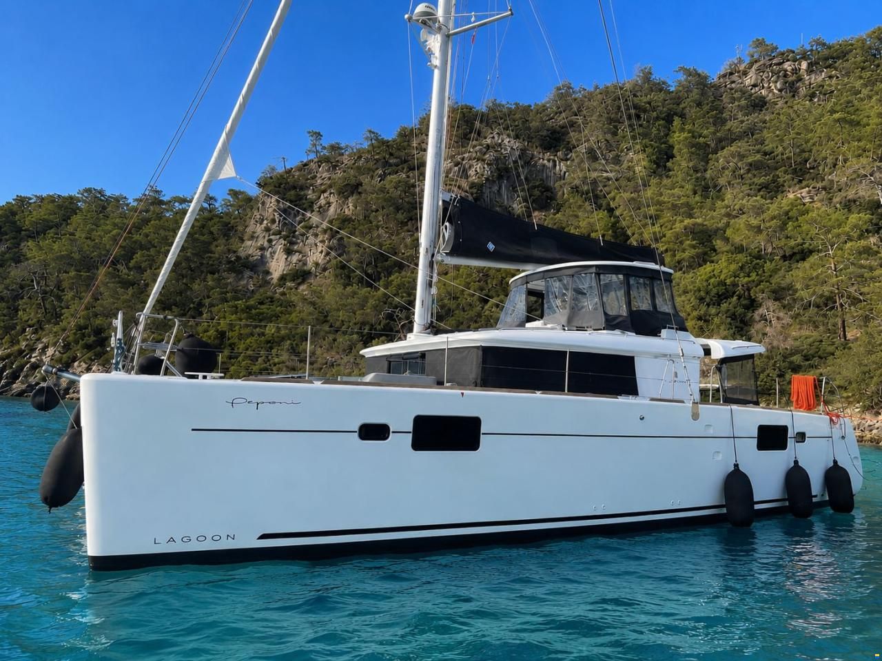 Lagoon 450F