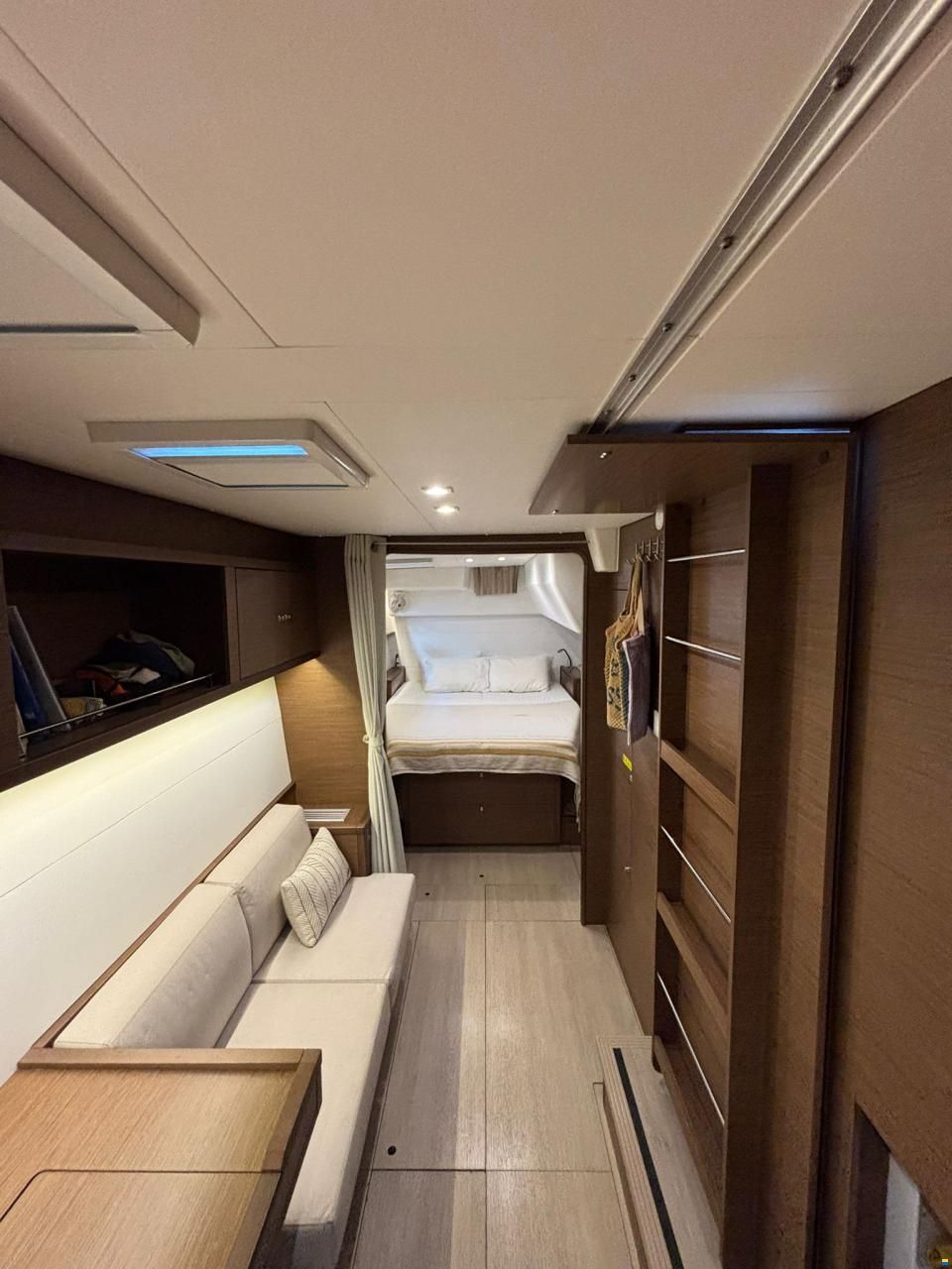 Lagoon 450F