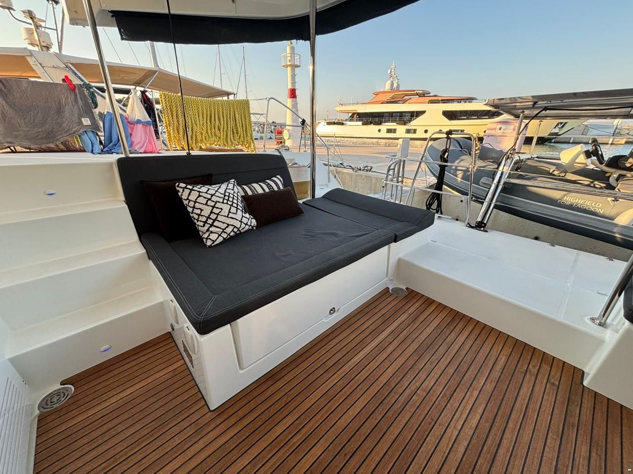 Lagoon 450F