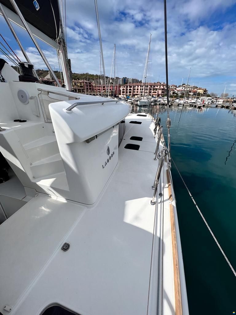 Lagoon 450F