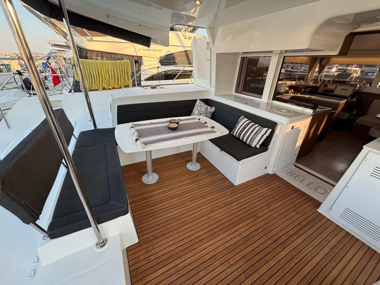 Lagoon 450F