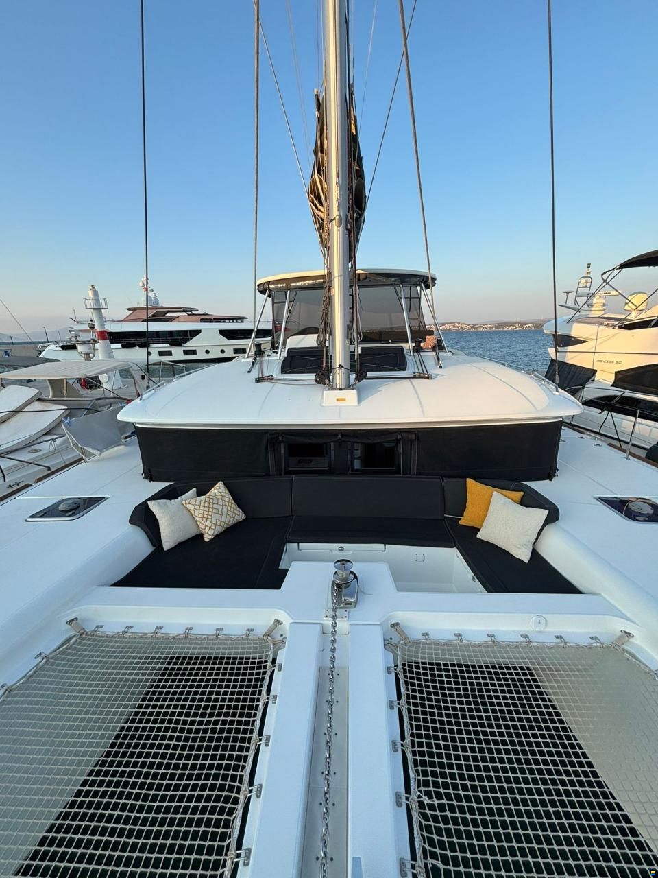 Lagoon 450F