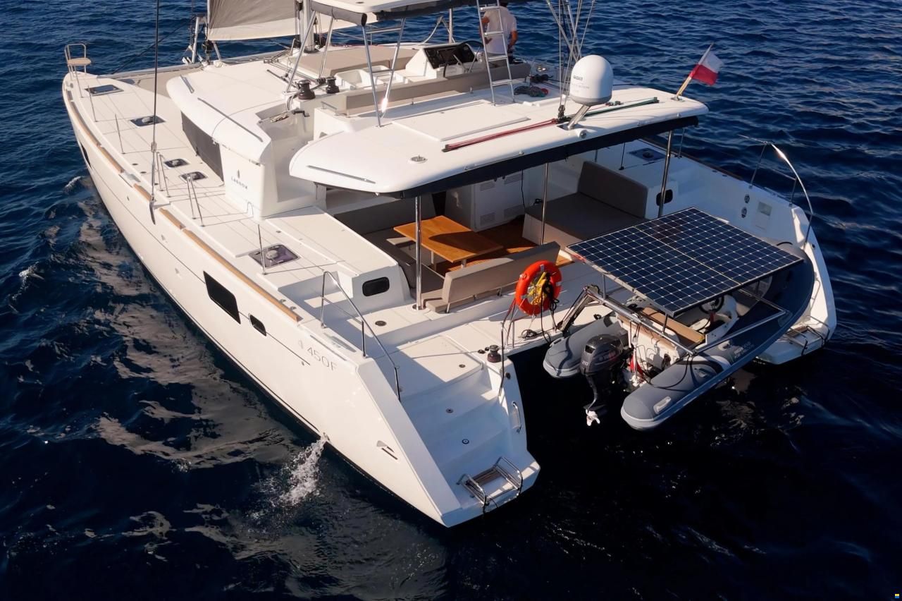 Lagoon 450F