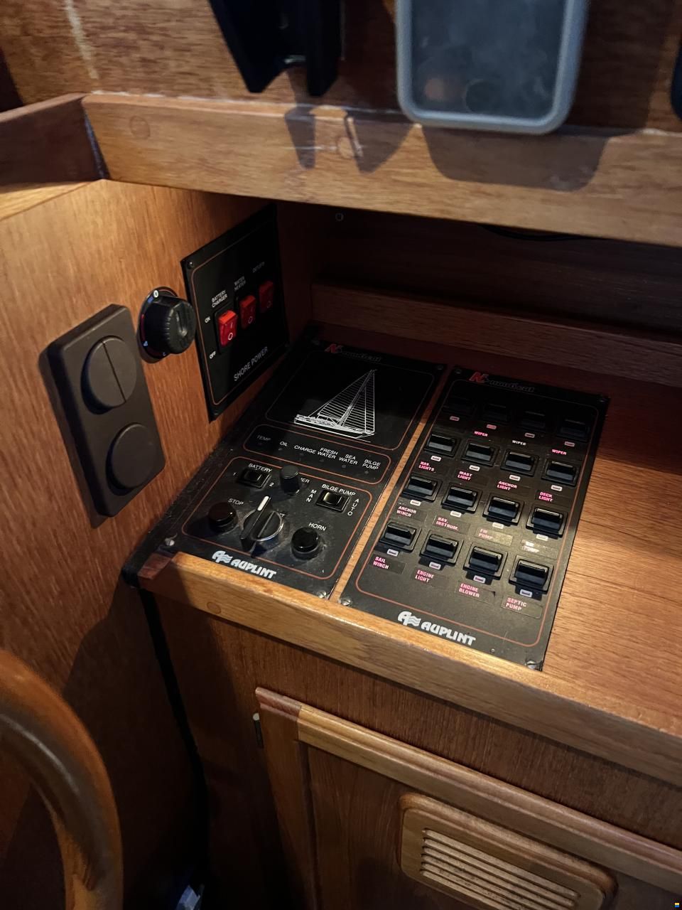 Nauticat 32