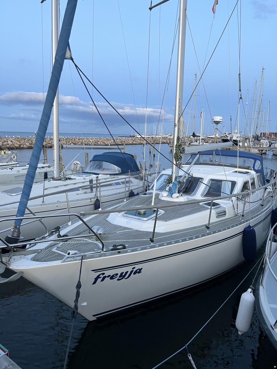 Nauticat 32