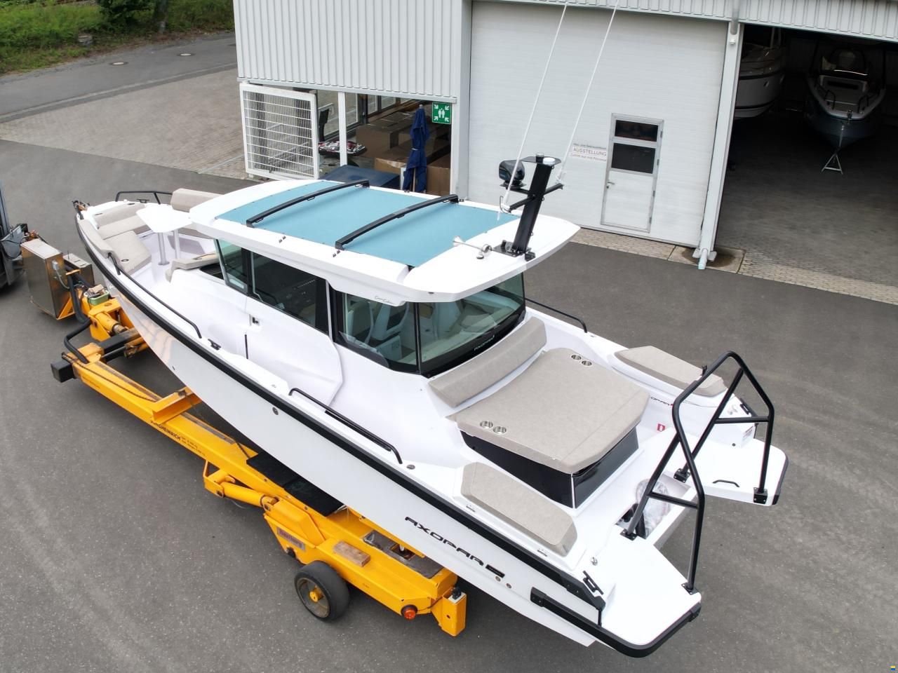 Axopar 29 Cross Cabin