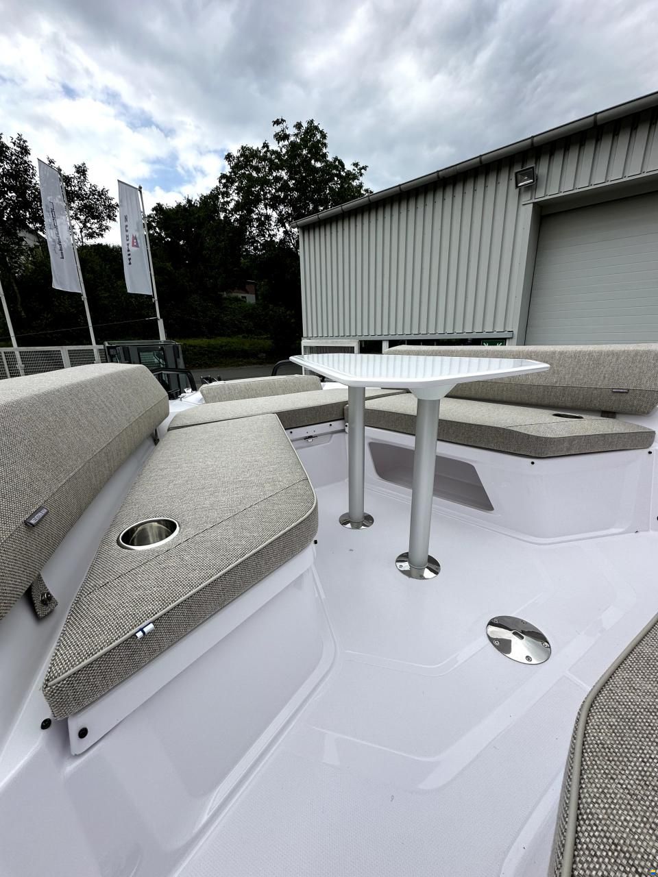 Axopar 29 Cross Cabin