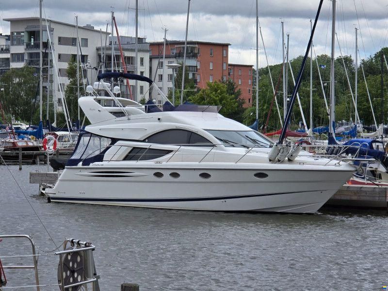 Fairline Phantom 43 Fly