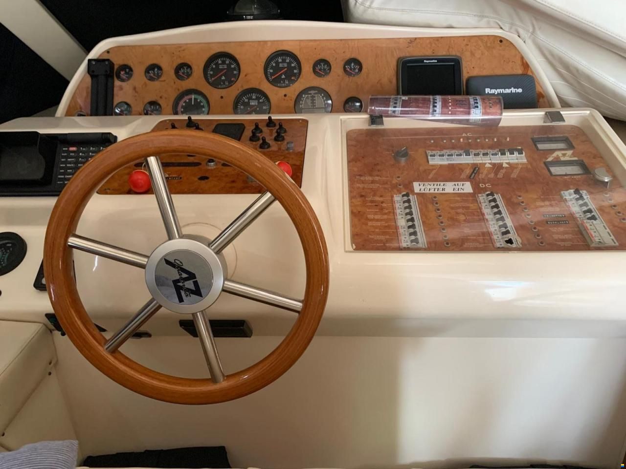 Azimut 40 FLY
