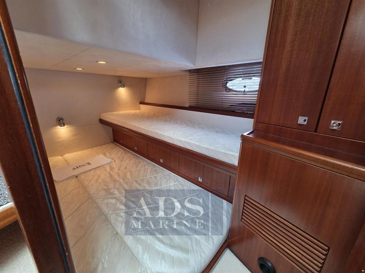 Galeon 440 FLY