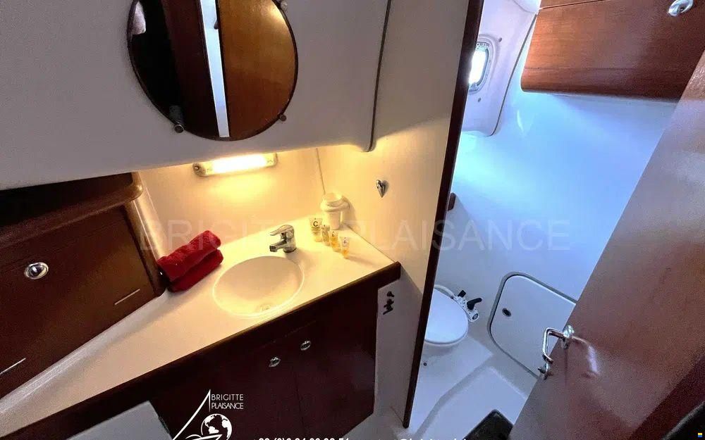 Beneteau Antares 10.80