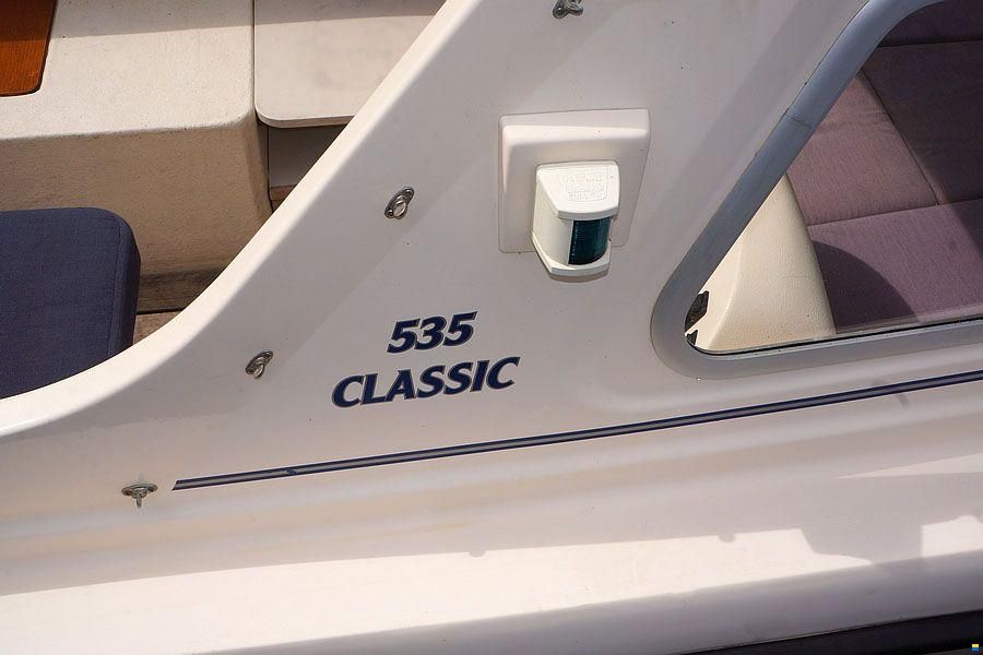 Crescent 535 Classic