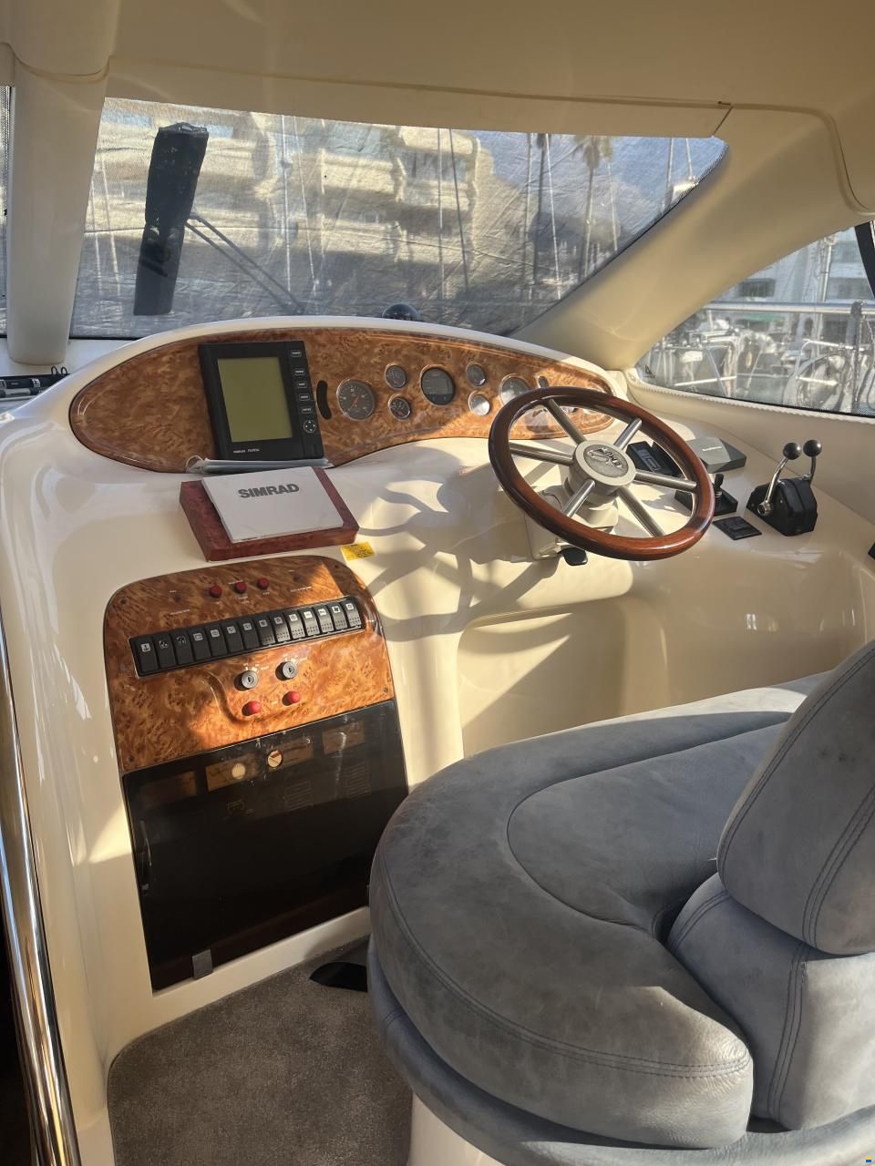 Azimut 39 Fly